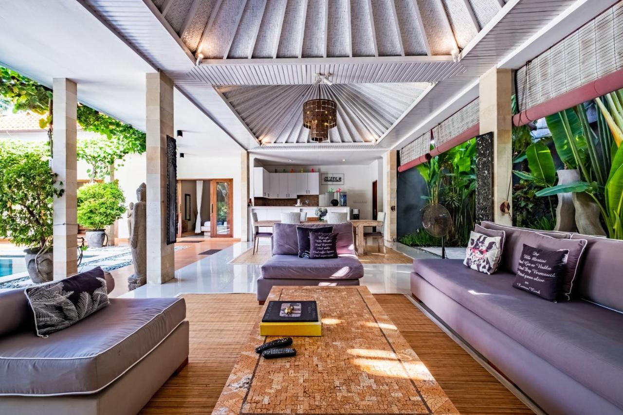 Central Seminyak Villa Martini Dış mekan fotoğraf