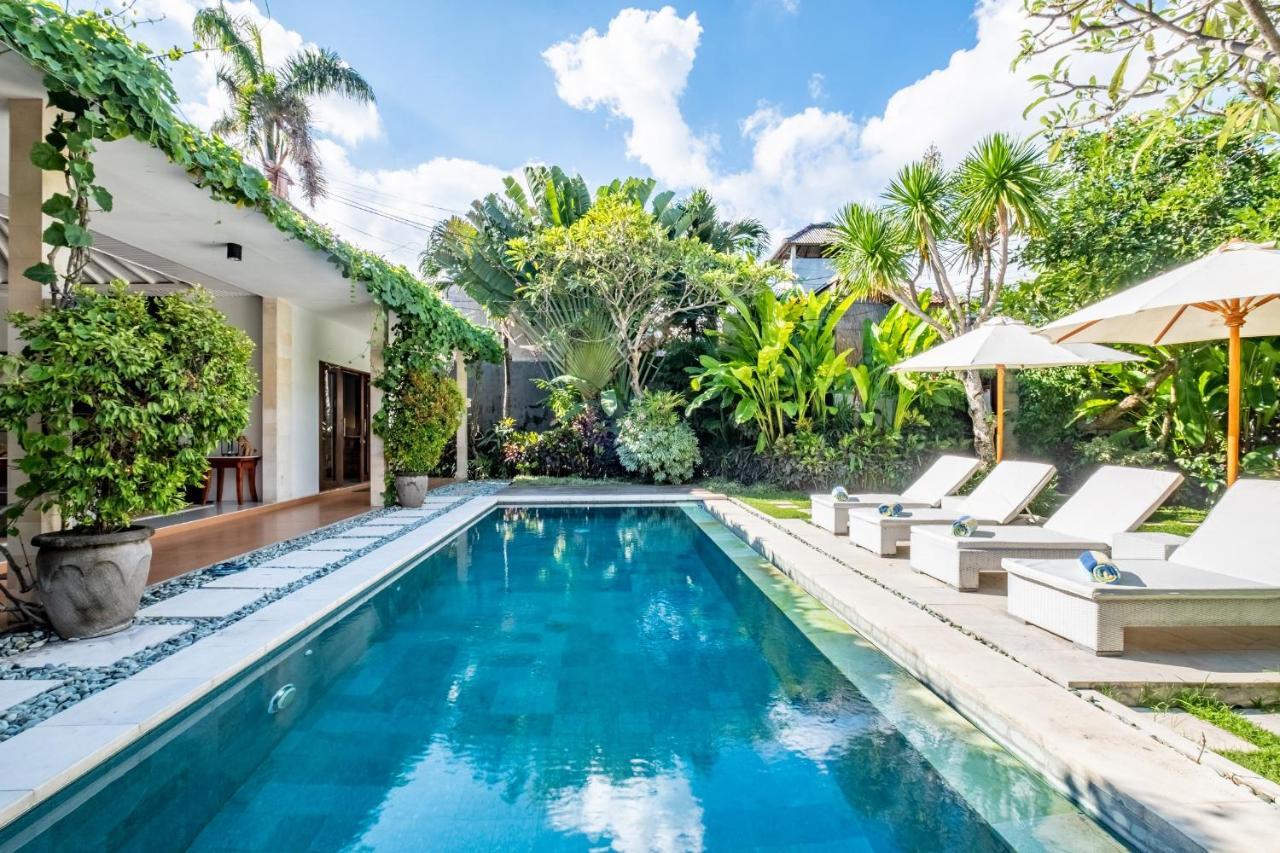 Central Seminyak Villa Martini Dış mekan fotoğraf