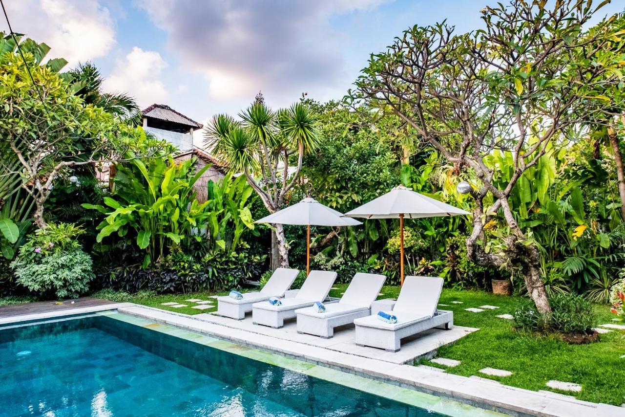 Central Seminyak Villa Martini Dış mekan fotoğraf